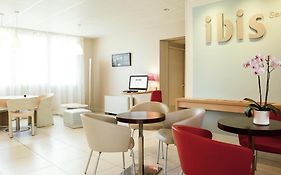 Ibis Senlis